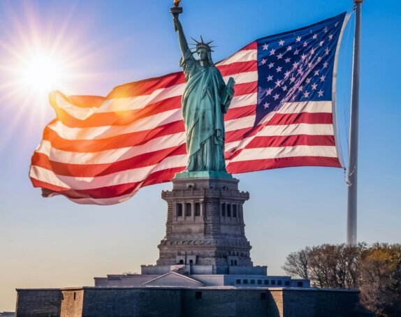 statue-liberty-is-shown-with-sun-shining-it